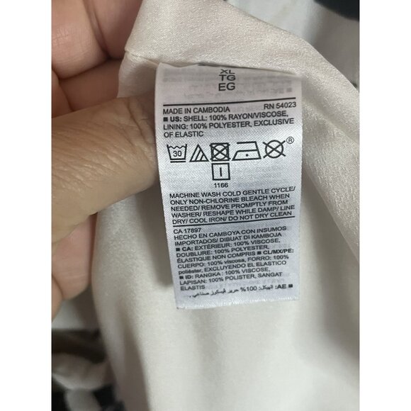 Old Navy Summer Dress Sz XL Short Sleeve Palm Print Midi Beach Party Travel - Picture 3 of 4